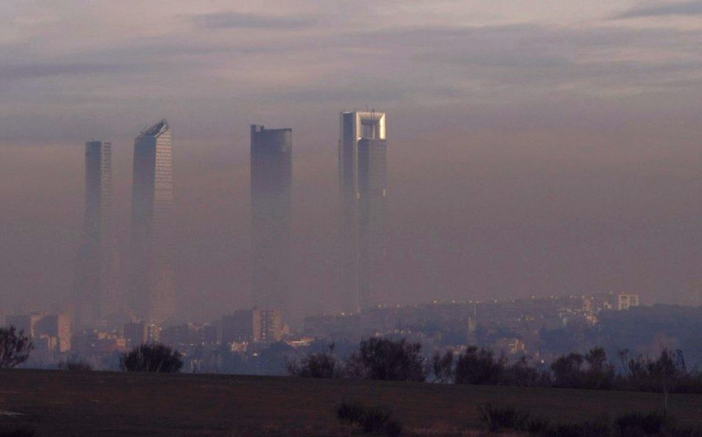 Madrid cubierta por contaminación